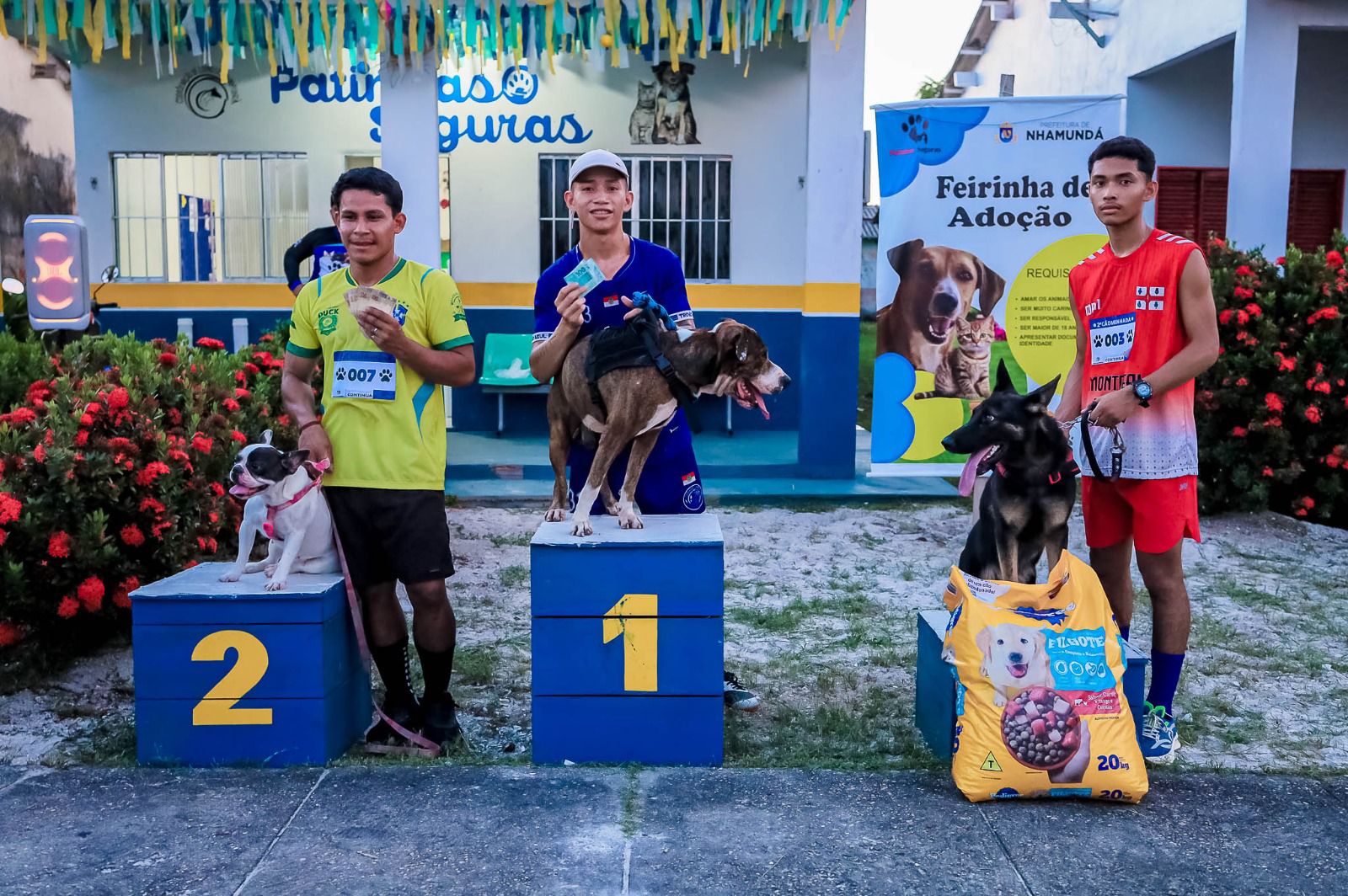 2y-Cyominhada-de-Nhamundy-reyne-comunidade-promove-adoyyo-responsyvel-e-celebra-o-amor-pelos-animais-4.jpeg
