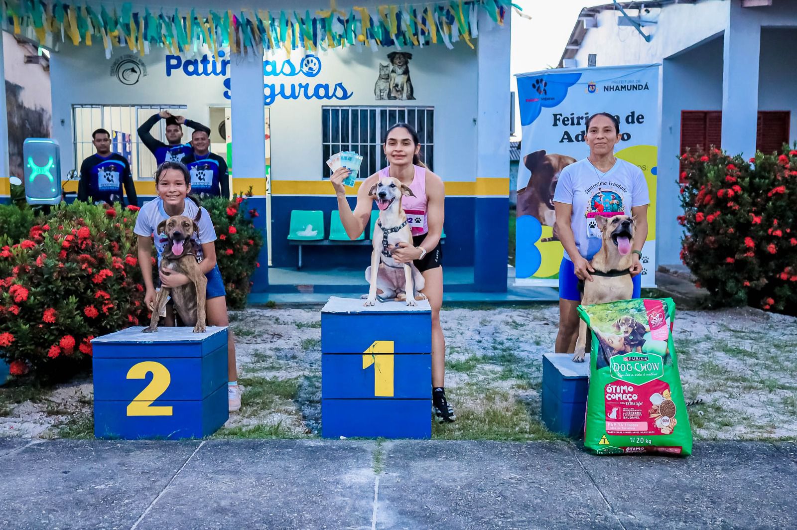 2y-Cyominhada-de-Nhamundy-reyne-comunidade-promove-adoyyo-responsyvel-e-celebra-o-amor-pelos-animais-5.jpeg