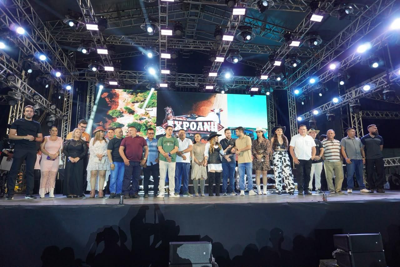 Competiyyes-e-show-de-Guto-Lima-movimentam-o-primeiro-dia-da-Expoanh-2026-5.jpeg